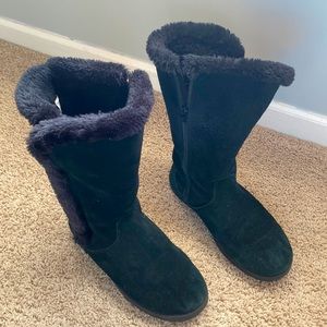 Target brand, black faux fur winter boots